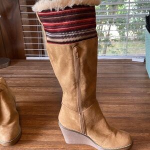 Tall suede zippered furry boots 8M